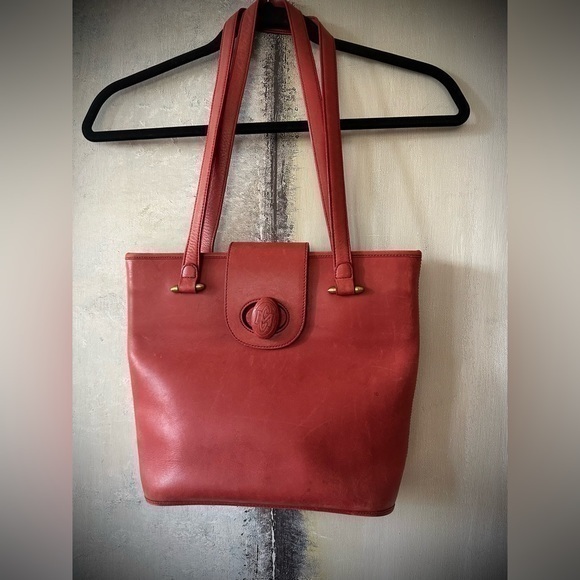 MC MASCOT Handbags - Artisans Alaska MC MASCOT Red Natural Cowhide Leather Bag